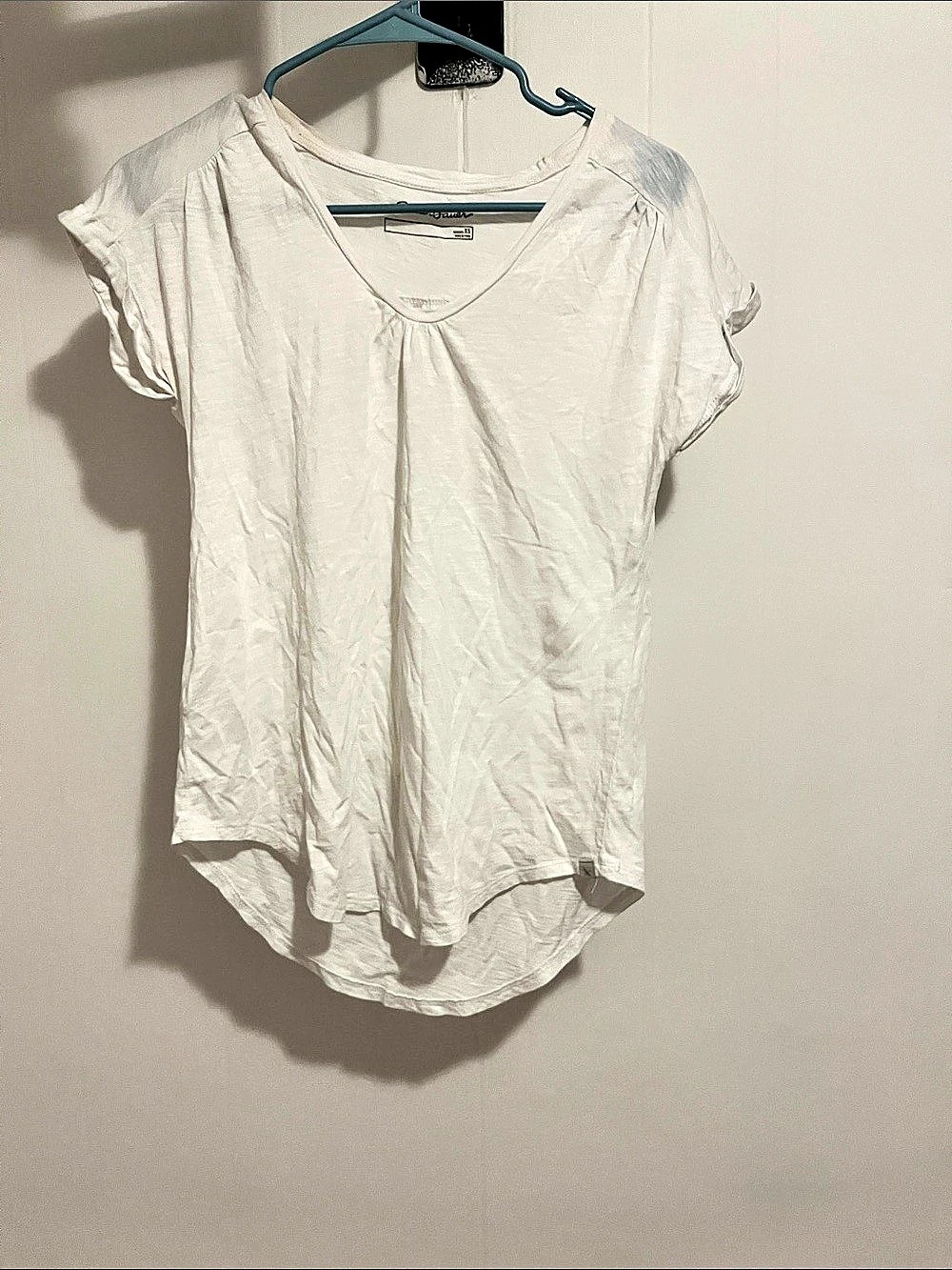 Eddie Bauer Women's Slub Shirttail Hem V-Neck Short-Sleeve T-Shirt Slub